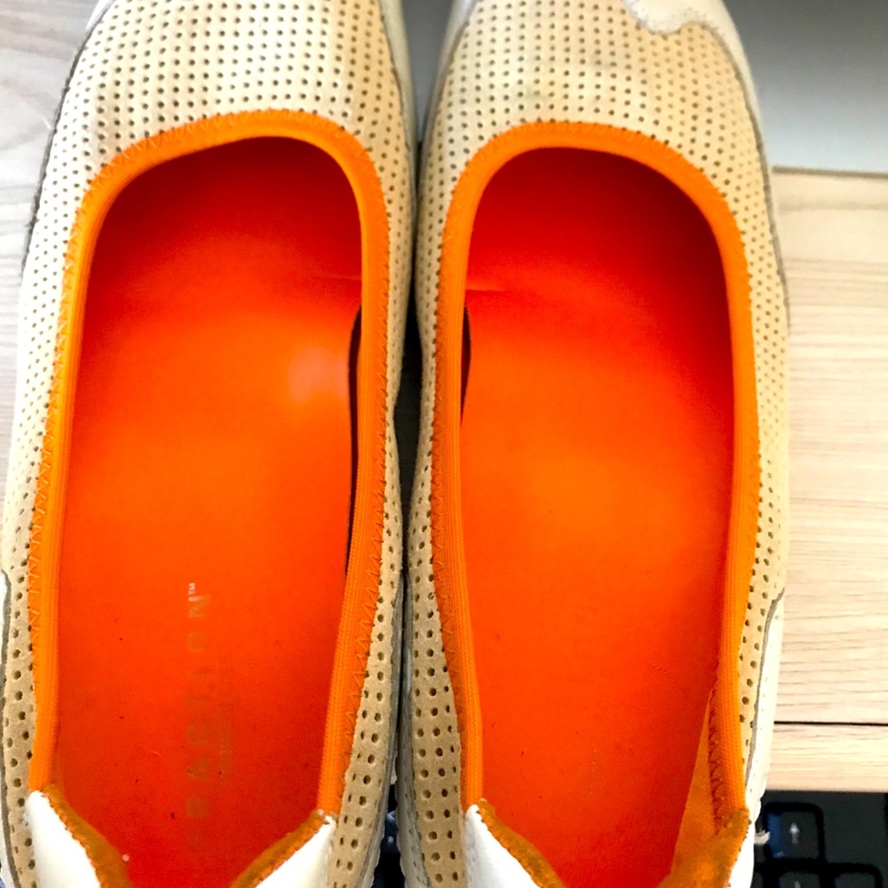 KENNETH COLE REACTION  BALLET FLATS SIZE 5
